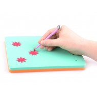 Kilimėlis gėlyčių ir lapelių modeliavmui